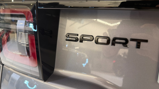 Land Rover Discovery Sport 1.5 P270e Dynamic HSE 5dr Auto [5 Seat] Station Wagon - Image 31